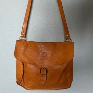 Il Bisonte Crossbody bag